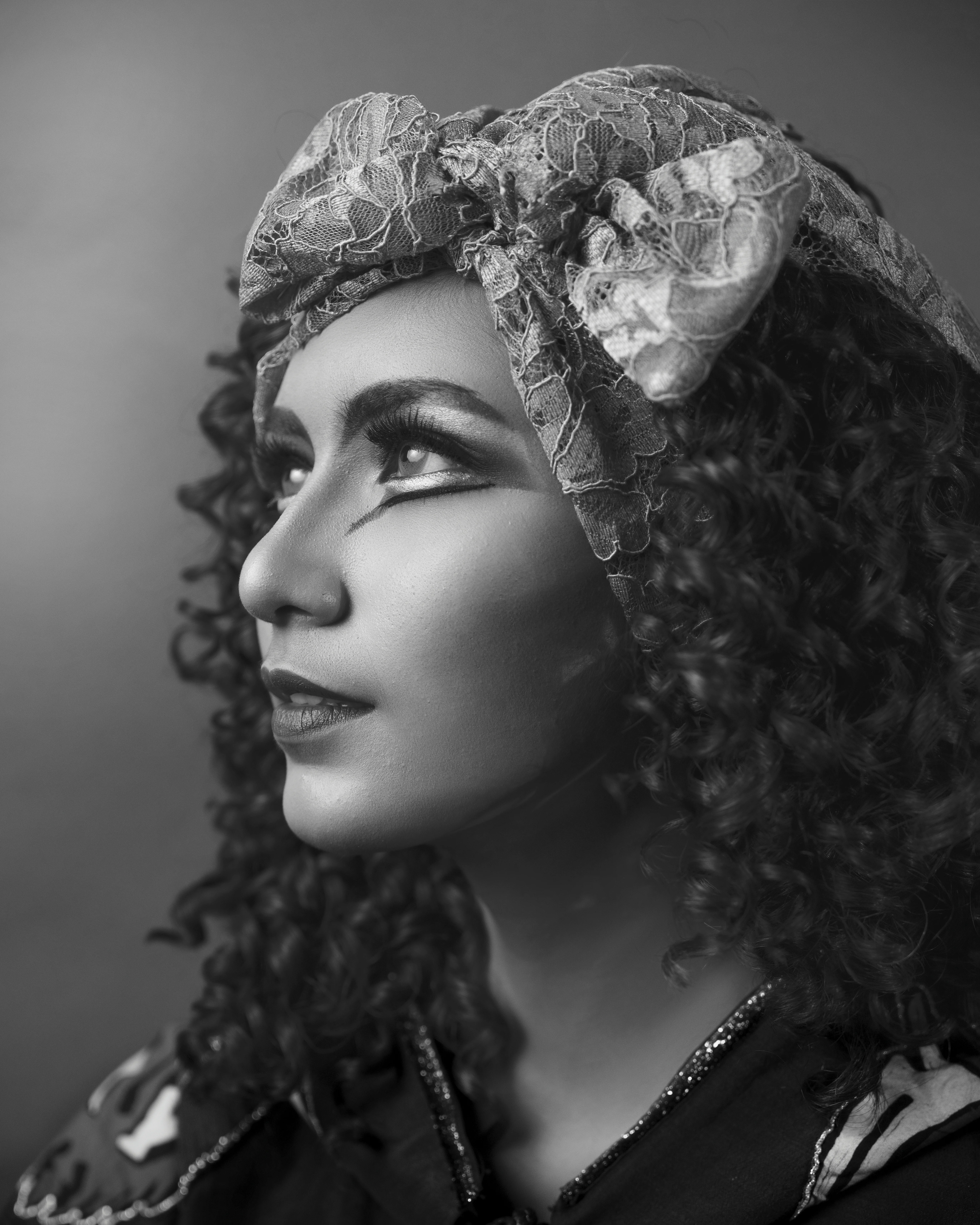 HIGH END NATURAL RETOUCHING